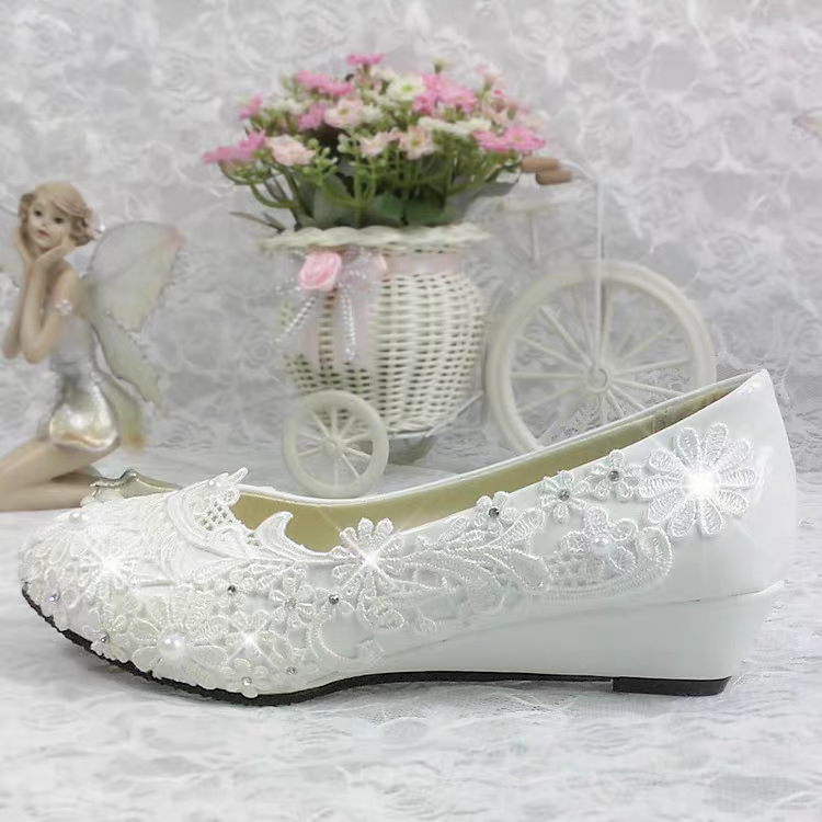 Women's Wedding Shoes Decorative Lace Wedding Low Heels Bridal Shoes, H92