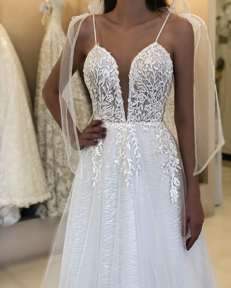 Off White A-line Spaghetti Straps V-neck Handmade Lace Wedding Dresses,WD783